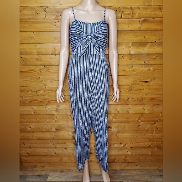 Derek Heart Pants - ♥️ Derek heart Jumpsuit black&white striped print tie spaghetti straps Size S